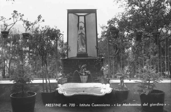 prestine_195070_istitutodellesuorecanossiane_giardino_statuadellamadonna.jpg